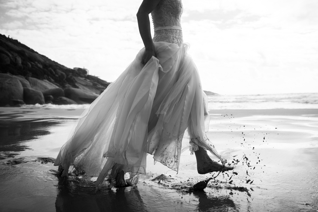 PetrusAsmith's tweet photo. #alexandersmithphoto #tellingstoriesdifferently #creativeweddingphotography #funwedding #bride #brideandgroom #bridetobe #dreamwedding #engaged #groom #bestdayever #tietheknot #weddingday #weddingdecor #weddingdress #weddinginspiration  #wifeyforlifey #yesido https://t.co/vKStv6WcGk