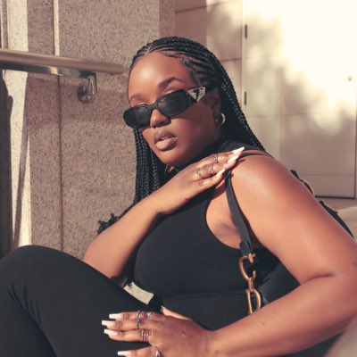 facebynikki's tweet photo. #NewProfilePic https://t.co/nZD9PkYmeE