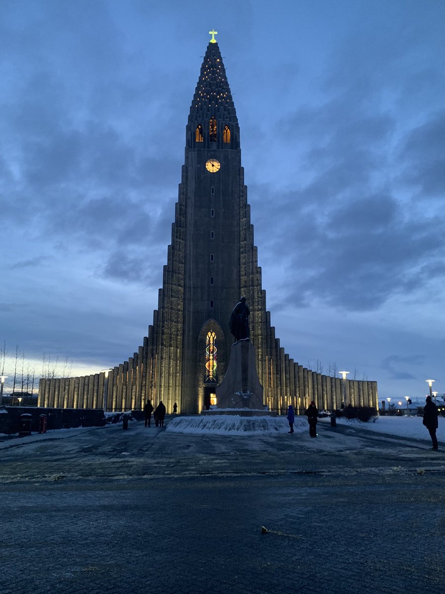 AgentW45's tweet photo. @Culture_Crit Was there after Christmas and through New Years. Just a beautiful church: https://t.co/a6ngLaaTOL