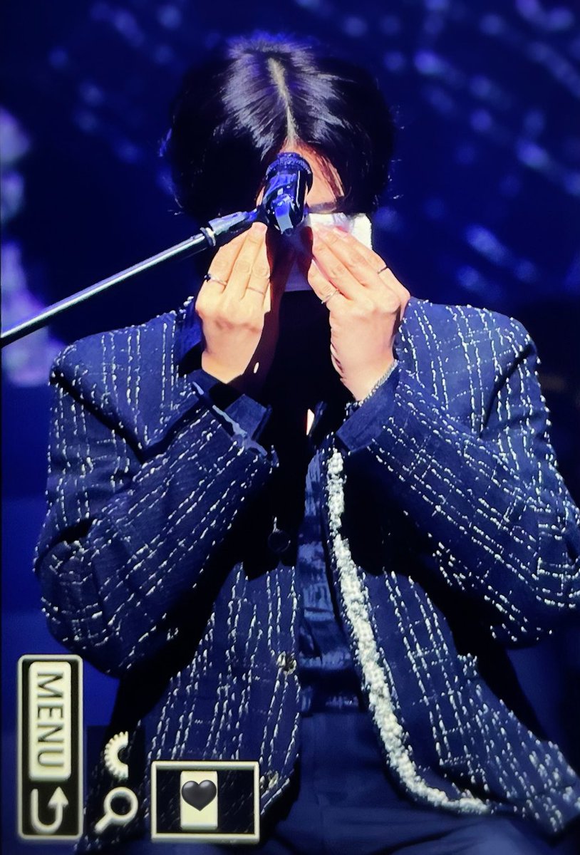 infinitemile_'s tweet photo. 230106 #이솔로몬 울지마세요.......🥺🥺🥺🥺🥺🥺🥺🥺🥺🥺 https://t.co/eERqaA42eG