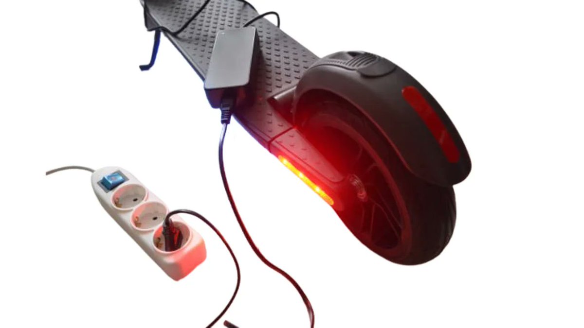 E-Scooter Charging Time: electricrideblog.com/how-long-does-…

#Escooter #scooterlife #escooterclub #escooterlifestyle #escooterchargingtime #escooterride