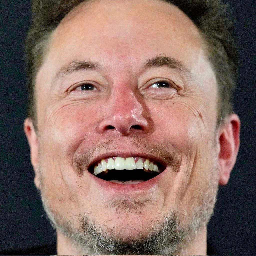 picasso93612's tweet photo. HAPPY NEW YEAR  WISH YOU ALL THE BEST  MAY ELON MUSK  GENERET POSITIVE VIBE  IN 2024 THANK FRIENDS https://t.co/A6P81JkJQB