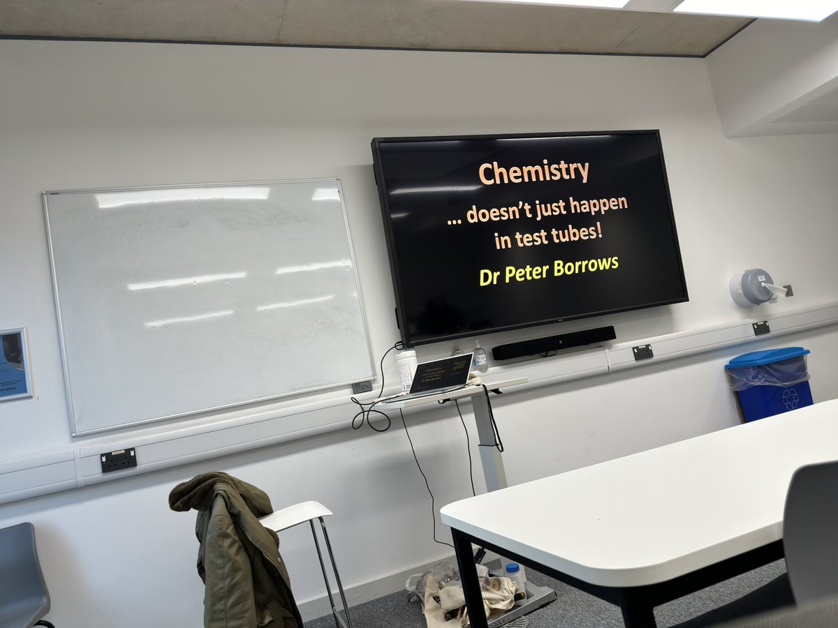 VCJChemistry tweet media