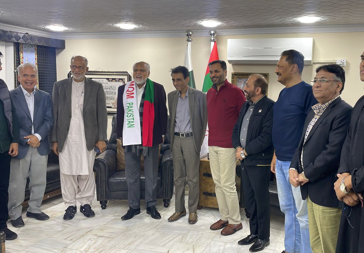 Maria_Siddiqui8's tweet photo. "دیر اۓ پر درست اۓ"
پی ٹی آئی کے بانی رکن اور سابق رکن قومی اسمبلی نجیب ہارون نے ایم کیو ایم پاکستان میں شمولیت کرلی۔
نجیب ہارون پاکستان انجینئرنگ کونسل کے موجودہ چیئرمین بھی ہیں.
#NajeebHaroonInMQMP #MQMPRocks
@allaboutmqm @aasia_ishaque @KamalMQM @AnisMQM @MQMPKOfficial @ARYNEWSOFFICIAL @DFSMQM