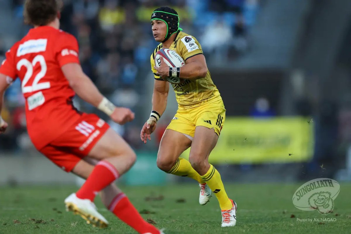 CheslinKolbe's tweet image. First one for the year. Great to get the W and score my first try for @sungoliath. Last match for the family too ♥️.
Arigatōgozaimasu to all the supporters ⚫️🟡🦍