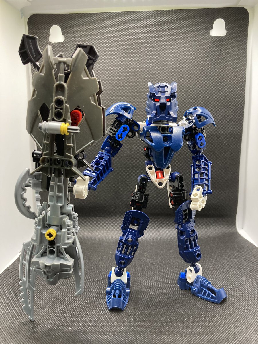 hk11259's tweet photo. 3Dプリントカノイ用トーアその2
カノイの特性考えると銃関連にしたくて大型のディスクキャノン装備。
ロマンの構え撃ちと近接時は持ち手で殴る。
#BIONCLE
#バイオニクル https://t.co/3Nh75n57yE