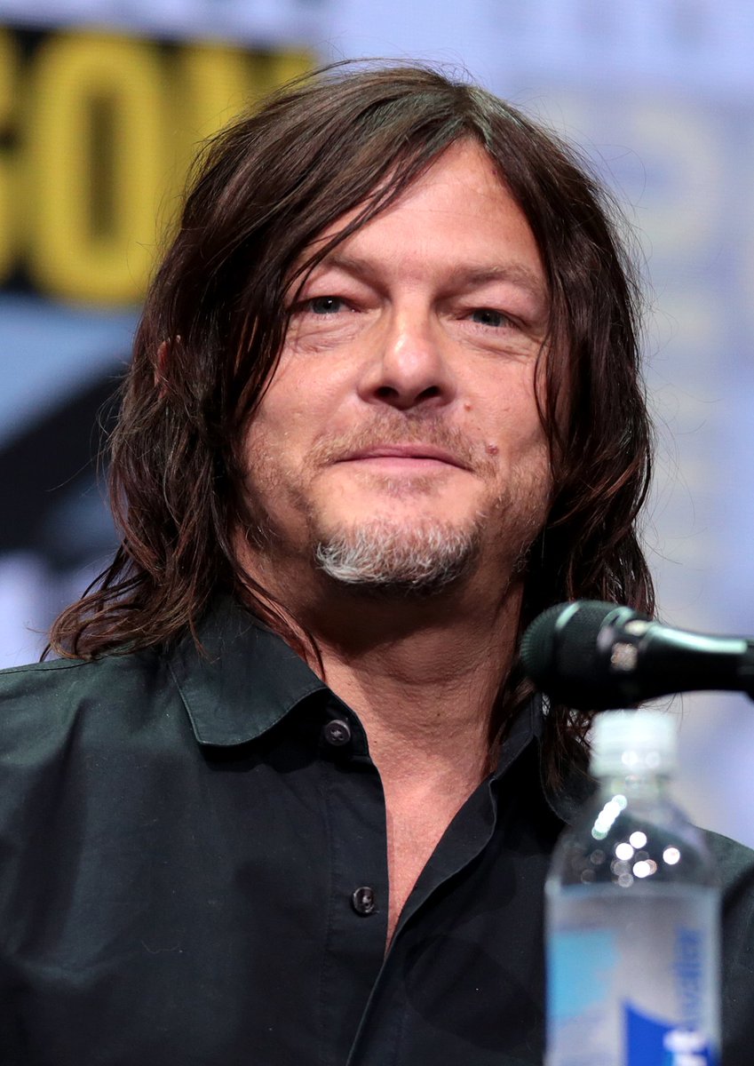 SitoCinema's tweet photo. Dejando una huella televisiva e incluso en el mundo del videojuego, Norman Reedus cumple 55 años.
¿Dónde lo recuerdas más? 🤔 https://t.co/3vCDiwcd3O