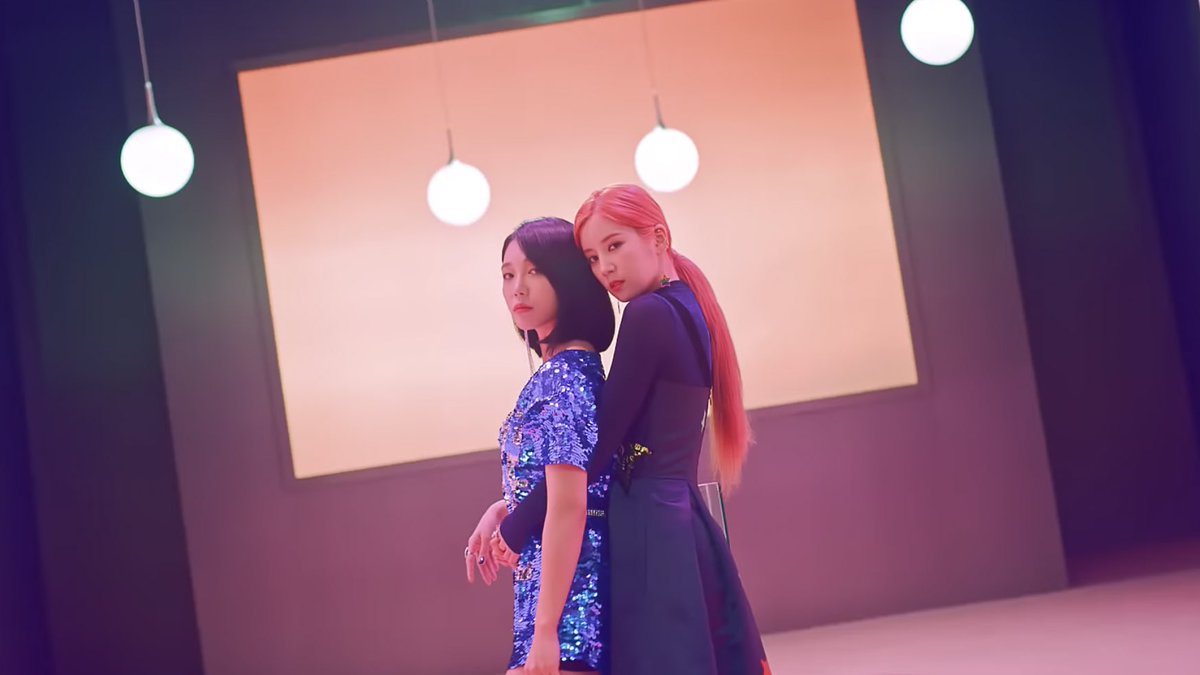 PopBase's tweet photo. 5 years ago today, Apink released ‘% % (Eung Eung).’ https://t.co/tGJYcjvsUt