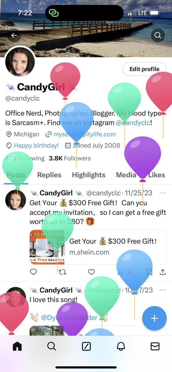 Gotta love that annual showering of birthday balloons! 🎈