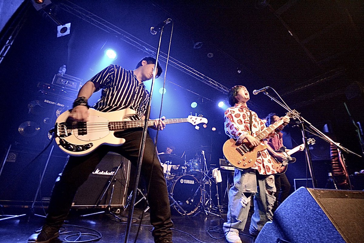 wfa__official's tweet photo. 新年明けましておめでとうございます！
結成15年目に入りましたが
WALK FOUR ABREASTからのお知らせです！

改めて活動サポートしてくれていた黒浜が正式メンバーとして再加入となりました！

また2月に新年一本目がまもなく公表させて頂きますのでよろしくお願いします！

#WalkFourAbreast https://t.co/gT5CNVdcyL