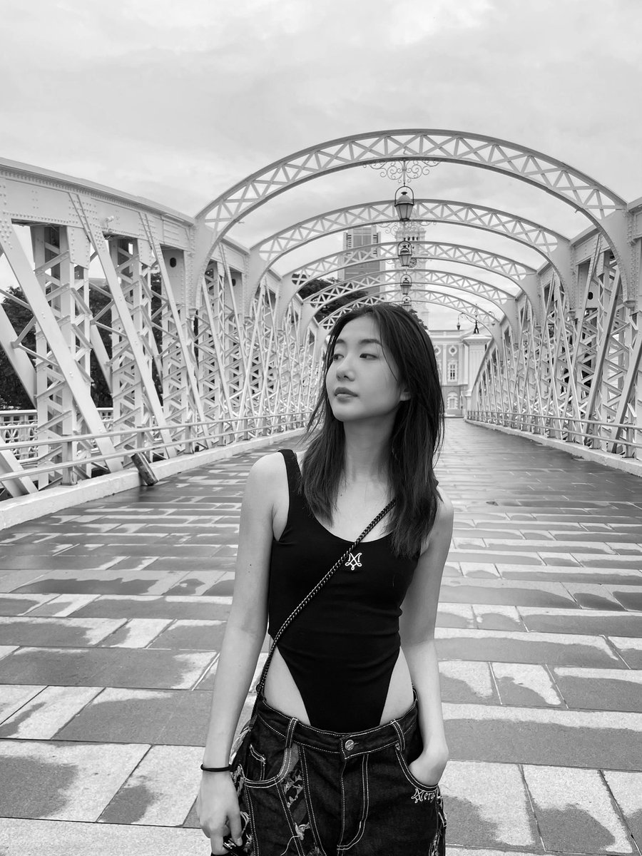 sunflowerjaaa's tweet photo. 💋💋 https://t.co/R9kdi5nSag