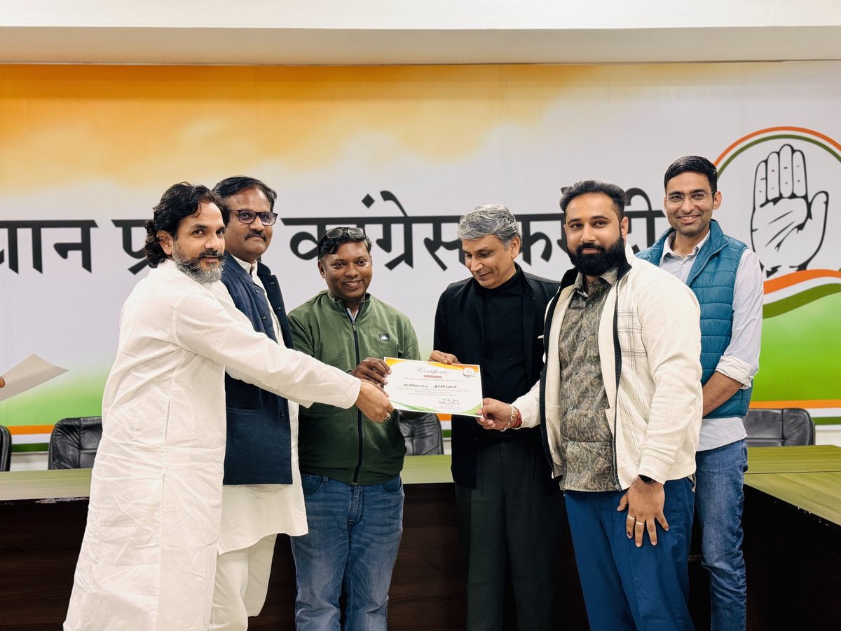 _himanshuinc's tweet photo. Congratulations on your appointment @s_kanth as chairman @CaptainArvindK as vice chairman of central war room for the general elections of 2024 https://t.co/1YiEG15i6p