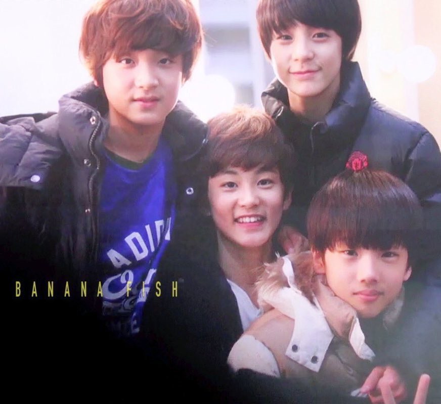 jxd___'s tweet photo. 2000년대드라마아역들단체사진같음ㅅㅂ https://t.co/9R5vmzQqhp