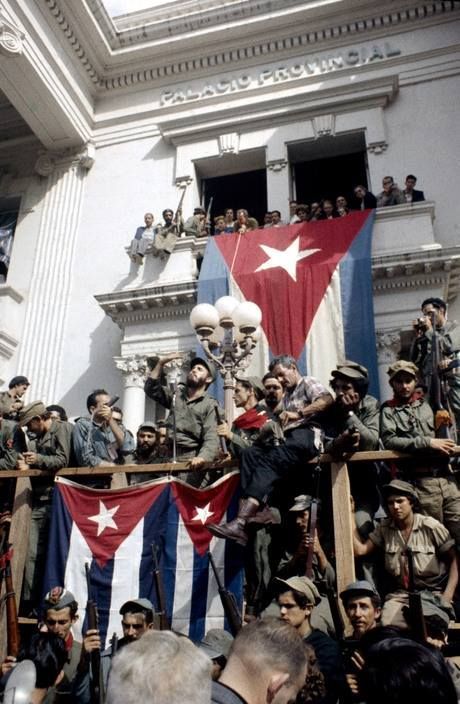 MilaxyA's tweet photo. La Caravana de la Libertad, 65 años después volverá a entrar victoriosa en #SantaClara. #FidelPorSiempe
#JuntosPorVillaClara #EstaEsLaRevolución https://t.co/5zhgp7dSYA