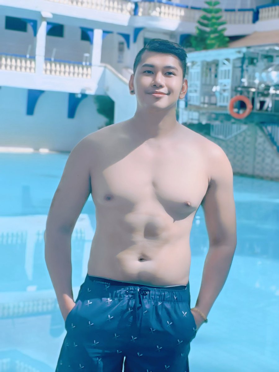 Renzmichael18's tweet photo. Happy Saturday🤩 https://t.co/beUpqa0c2h