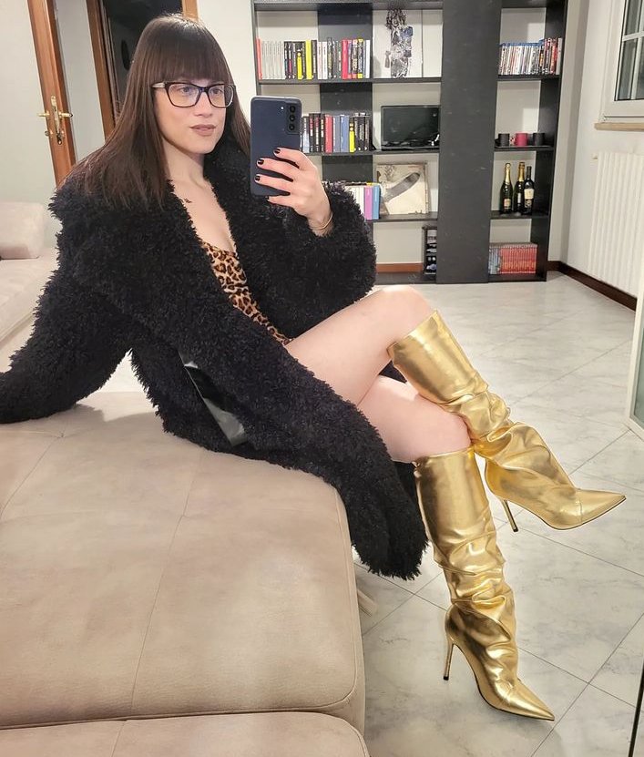 Klara_parson's tweet image. 