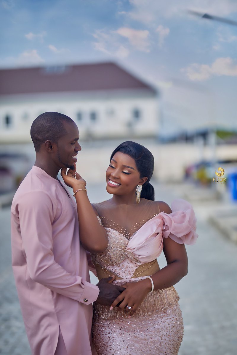 samflickimages's tweet photo. Pre-wedding with LOVE and LIGHT 

RT.. when  you see this beauty https://t.co/upOXLbrWUr