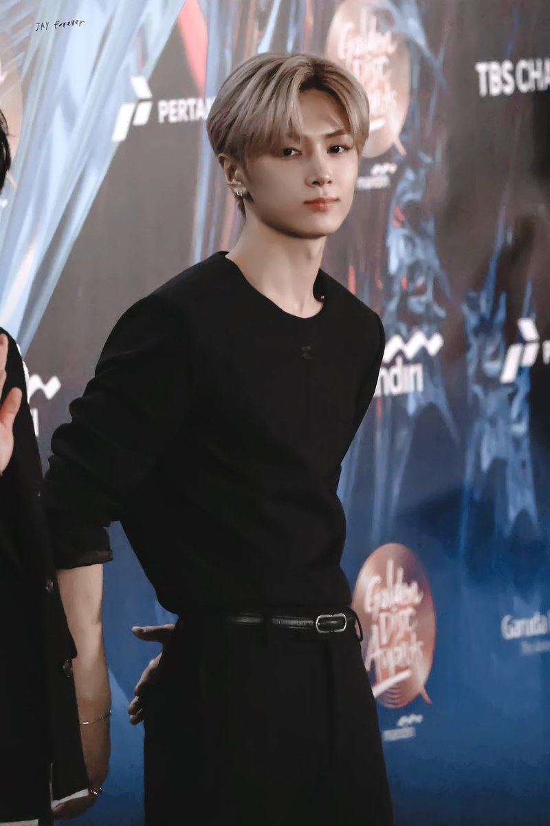 Literally the finest man alive #ENHYPEN_JAY