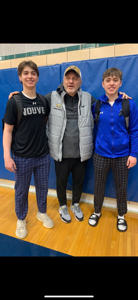 Donny Yeager (@donnyyeager1) on Twitter photo After a great conversation with <a href="/KampeOU/">Greg Kampe</a> I am blessed to receive an offer to Oakland University #AGTG After a great conversation with <a href="/KampeOU/">Greg Kampe</a> I am blessed to receive an offer to Oakland University #AGTG