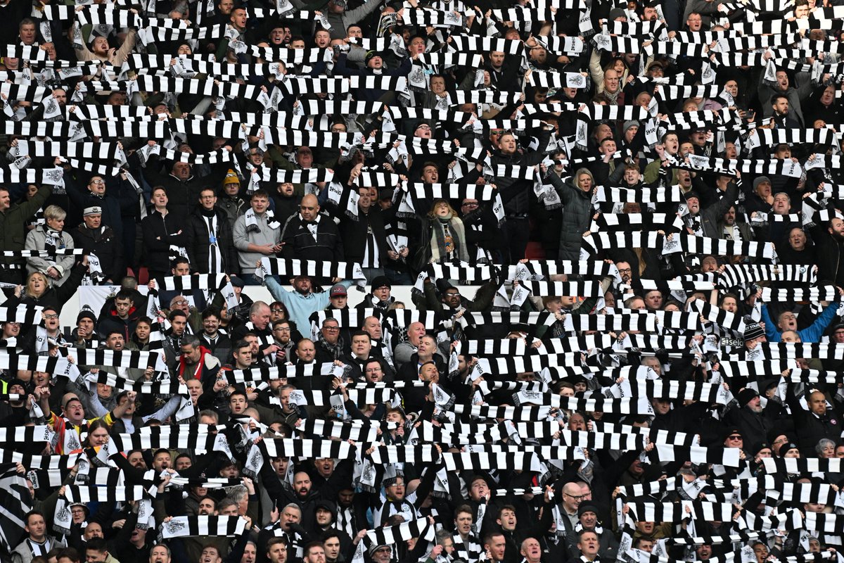 NUFC's tweet photo. ⚫️⚪️⚫️⚪️

#SUNNEW // #NUFC https://t.co/r9UQpyxVr2