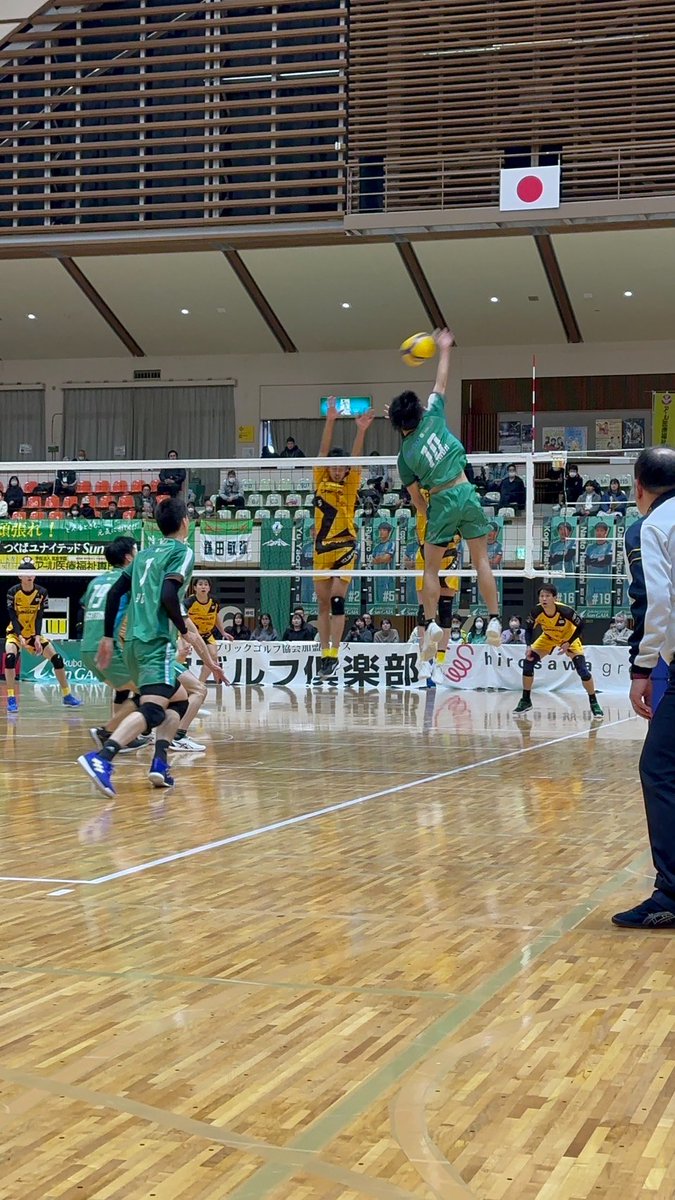 gaian_sungaia's tweet photo. 🏐#試合速報🏇
　VS  #北海道イエロースターズ

①● 16-25 LOSE
②⭐ 25-17 WIN!!
③● 21-25 LOSE
④● 20-25 LOSE

今日は会場全体がとても熱くなった試合だったぞ🔥🔥
明日こそ反撃の狼煙を上げるぞ👊

#つくばユナイテッドSunGAIA 
#Vリーグ
#土浦大会 https://t.co/6wcKbQ1DNq