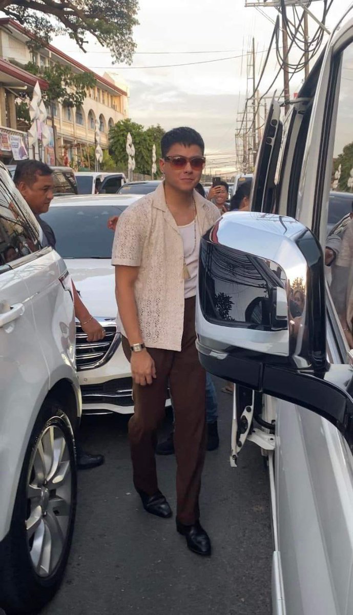 KathNielVibes's tweet photo. You look so fine DJ, gwapo so much! 🥺💙 https://t.co/hG2jT7JGGU