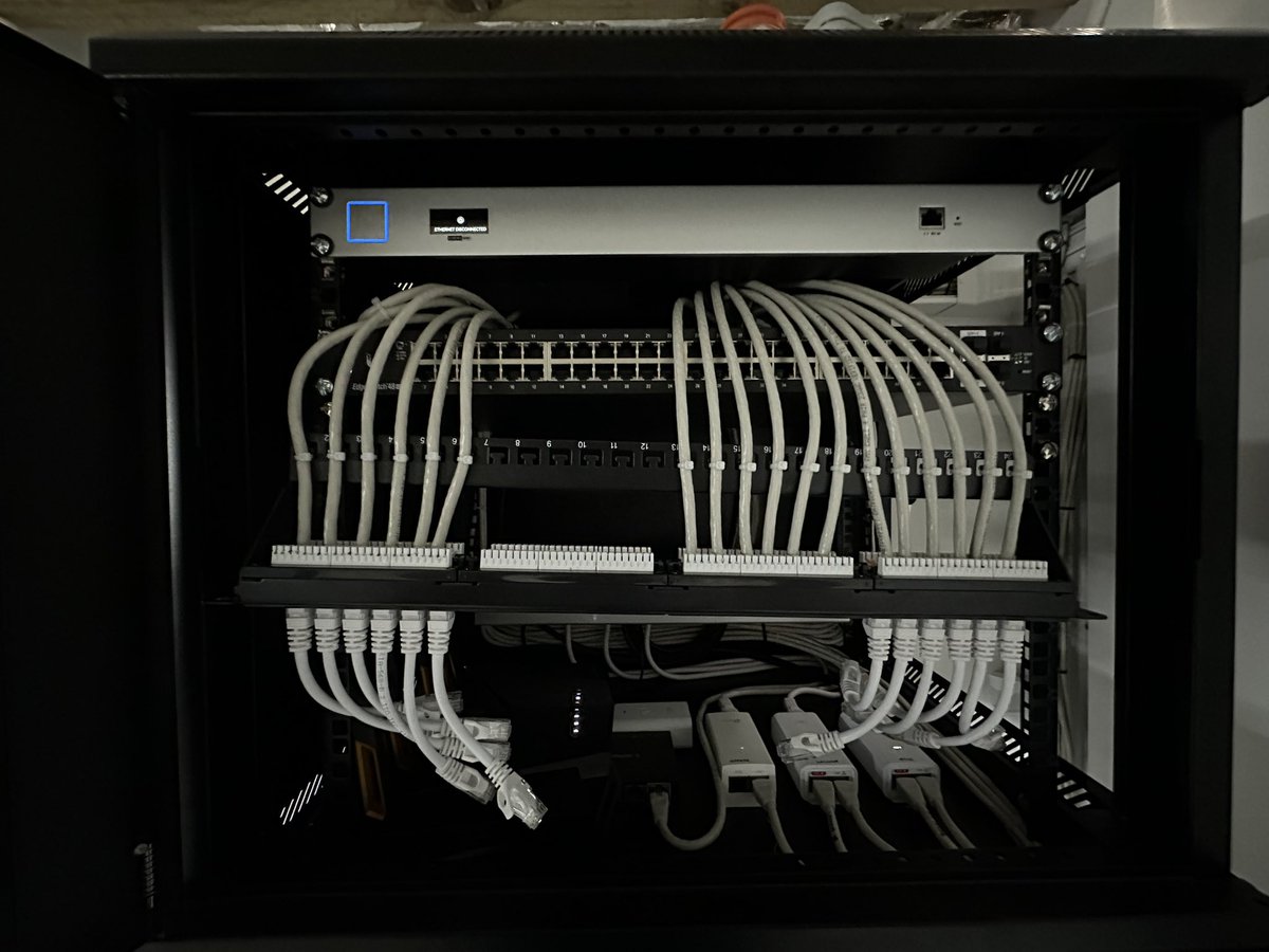 Doing a proper job the first time will save you a lot of frustration later on…

Here I am terminating my patch panels for my new mining location… I still have another patch panel to complete to fully utilise all 48 ports…

👇 Before and after pics