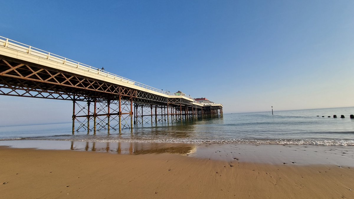 SandsSecret's tweet photo. Making plans for a #summer #escape ? Look no further than #NorthNorfolk #SecretSands (sleeps 2) #SecretShores (sleeps 4) in the "away from the crowds" yet "close to the fun" village of #Overstrand https://t.co/VDgI8JyJb5