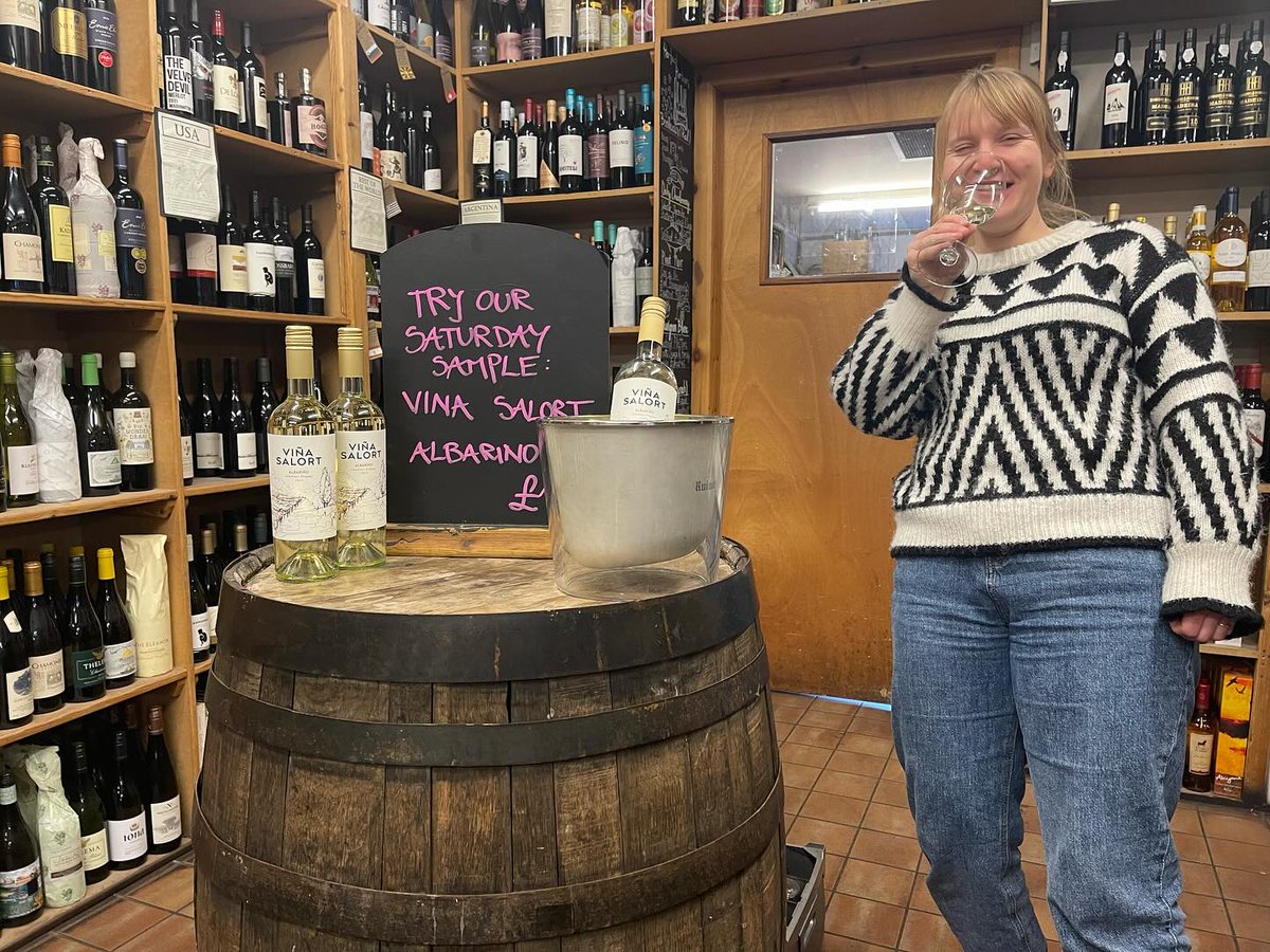 Luvians's tweet photo. Stop by the shop and try out #SaturdaySample: Vina Salort Albariño! This zesty and refreshing Albariño comes from vineyards in Paso Cuello, Canelones (Uruguay). Perfect with fish tacos or padron peppers, this wine was one of the favourites from last year’s Luvians Wine Fair! https://t.co/j7LdlTb2Ok