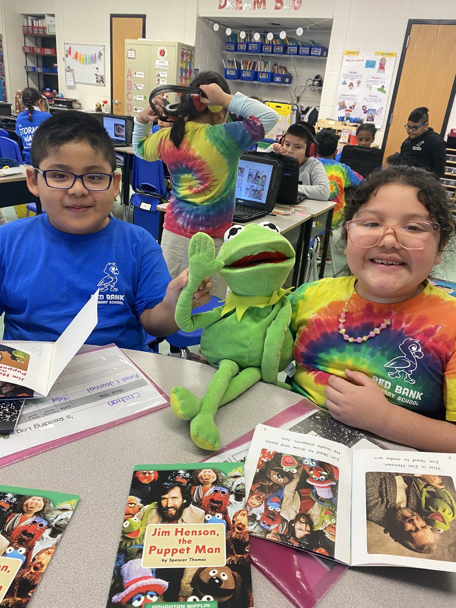 Mrs. Strumph tweet media