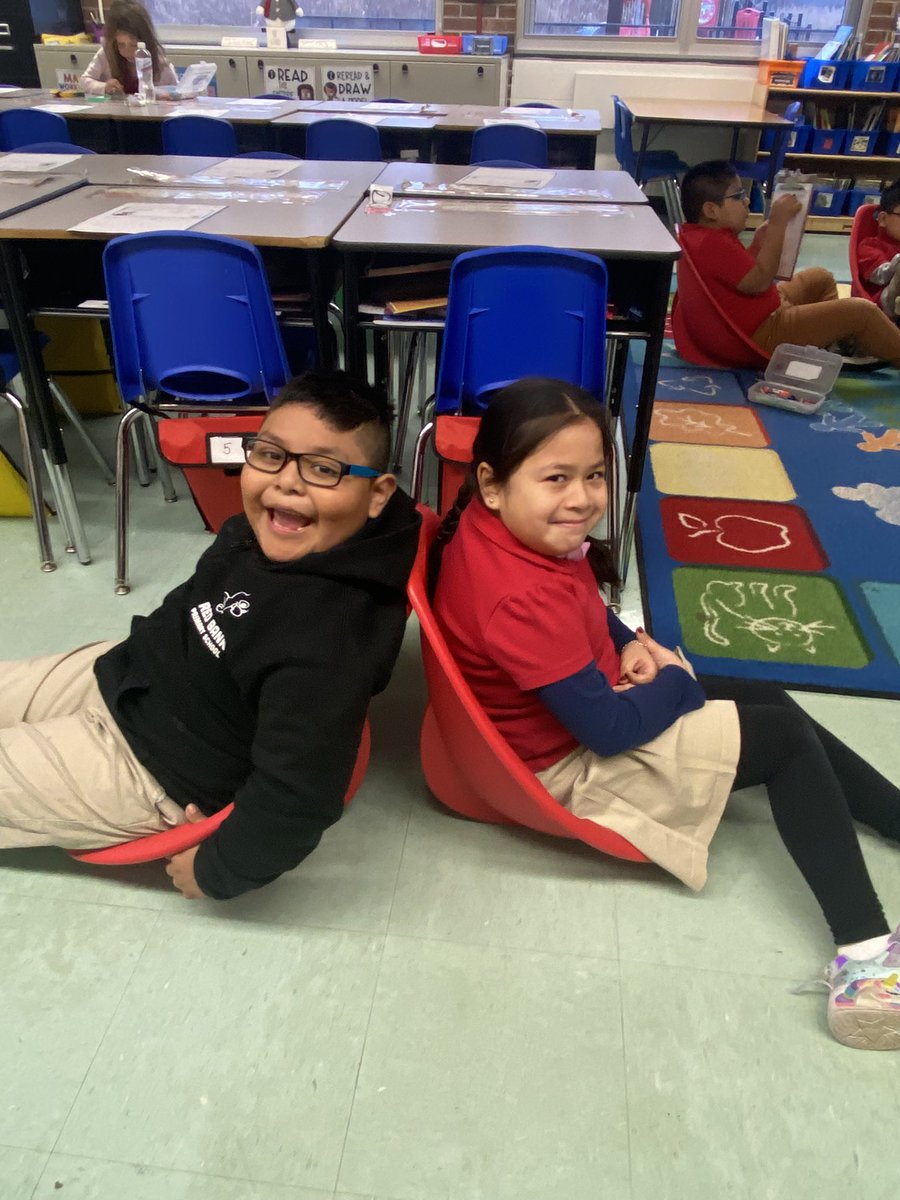 Mrs. Strumph tweet media