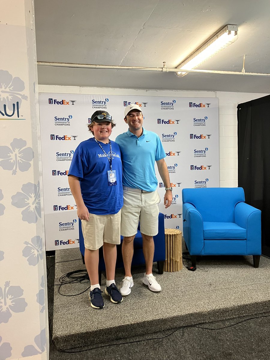 beachLoveM22's tweet photo. @TheSentry Wish we were there again this year! A year ago, your staff, the professional golfers, and the PGA staff made our son’s wish come true. We can’t thank you enough! @TheSentry @PGATOURComms @JordanSpieth @SRTheegala @JusinThomas34 @MakeAWish @MakeAWishHawaii https://t.co/Fr8DLL3wK4