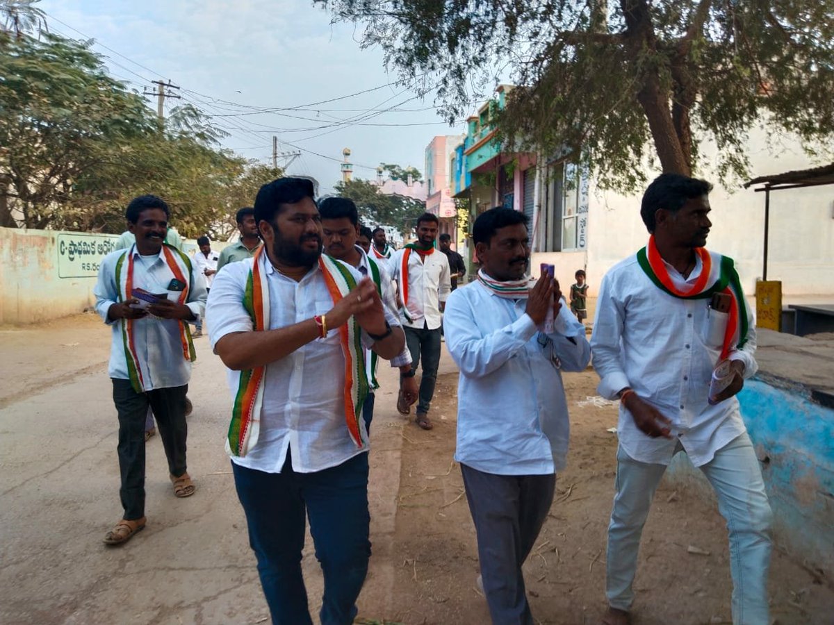 Congress House to house Programme in DHONE CONSTITUENCY,At BethamCherla  Town,and ,RS Rangapuram,K.Kottala,Nagamallakunta.Village