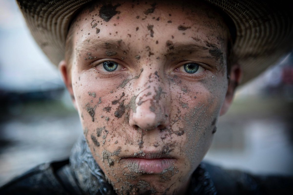 NFTographic's tweet photo. Whether action, fashion or portraiture, @callakessler’s wonderful images marry authenticity and creative flair with meticulous detail.  Discover a visual feast in every shot. https://t.co/PK25xGlks3 #nftphotoreview #nftphotography #nft #nftcollector #nftcommunity https://t.co/DzLwR4s7qx