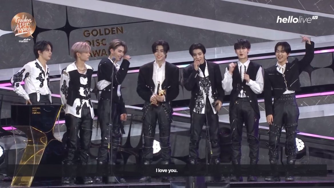 EN7ernally's tweet photo. Congratulations ENHYPEN for winning ‘Best Album (Bonsang)’ at the 38th Golden Disc Awards 🏆✨ You deserved it so much, my seven 👏🏻

#ENHYPENatGDA2024inJKT #ENHYPENBersinardiGDA https://t.co/ZKj3PiQIl4