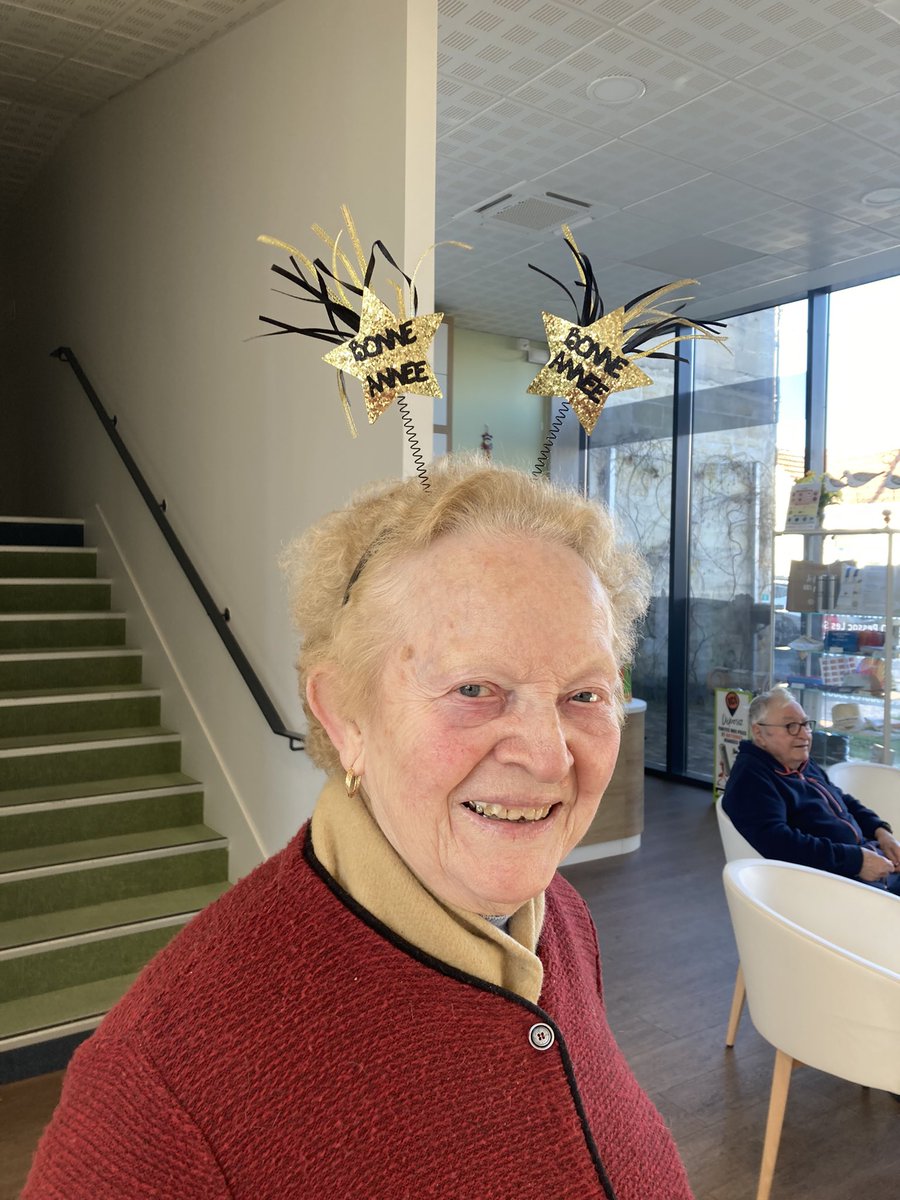 Nos résidents vous souhaitent une #BonneAnnee2024 <a href="/senioriales/">Senioriales</a> <a href="/Seniorialesbru1/">Seniorialesbruges33520</a> <a href="/SenCannes/">Les jardins d'Arcadie de Cannes-la-Bocca</a> <a href="/SenLeTeich/">Senioriales en ville du Teich</a> <a href="/SenCenon33/">Senioriales Cenon</a>