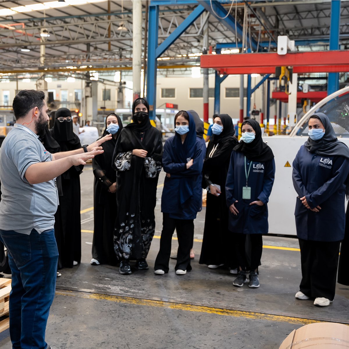 NapcoTalent's tweet photo. دليل على التزامنا الراسخ تجاه مجتمعنا، حيث نجسد فلسفة نابكو "ما هو خير للمجتمع هو خير للشركة." يسعدنا استضافة طلاب الأكاديمية الوطنية الرائدة في مقرنا الرئيسي بالدمام
للمزيد من التفاصيل:https://t.co/NSomy8No69

#نابكو_الوطنية #المجتمع_أولاً #التعاون https://t.co/9sz9eqhPgv