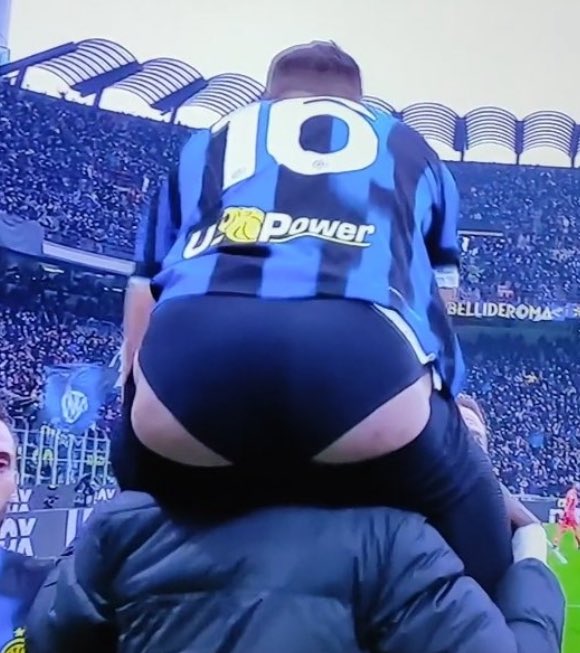 genjinho's tweet photo. @Inter @play_eFootball VAMOS 🖤💙 https://t.co/xQbWMs8wun