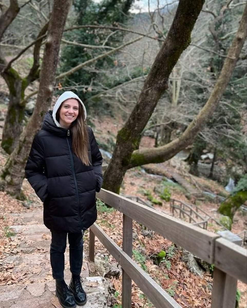 panagio31553833's tweet image. Το φωτεινό κορίτσι σημερα πολύχρονηη να είναι πόσο τυχεροι που σε γνωρισαμε❤️🎉 #happynameday

#mavrorodo