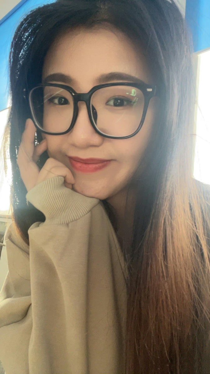 TYYY_YYYT's tweet photo. @FeierGoddess 没有男朋友 自己发 https://t.co/QI03a2CSUQ