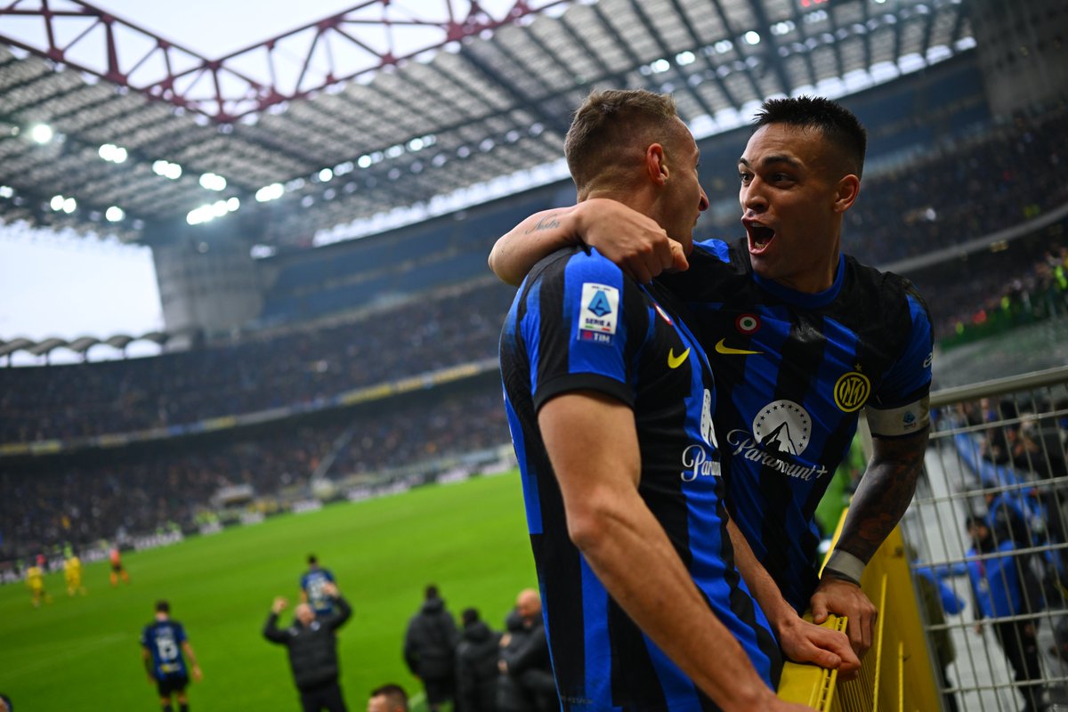Inter's tweet photo. Siete belli come un gol al 9️⃣0️⃣ 🥰

#ForzaInter #InterVerona https://t.co/4a389YPKEX