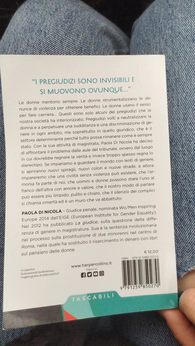 La mia parola contro la tua di Paola Di Nicola. 
'Quando il pregiudizio è più importante del giudizio'. 

Consigliatissimo.
#femminismo #violenzadigenere #libridaleggere