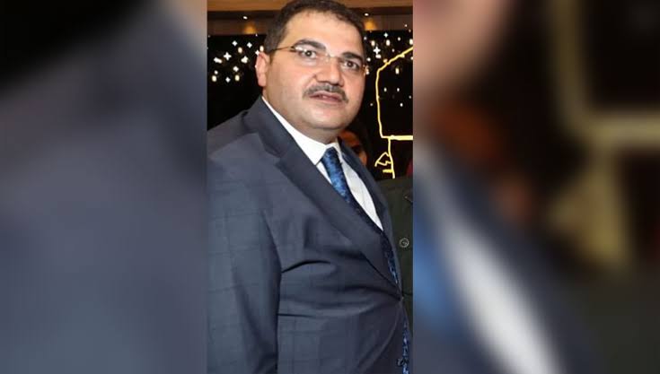 Şanlıurfa'nın 5 yılını Mehmet Canpolat'a 400 milyon TL'ye mi sattıracağız ?
Şanlıurfa'da ve Ankara kulislerinde konuşulan dilden dile yayılan şu anda Şanlıurfa siyasetinin 1. maddesi ve gündemi olan Çukurambar ofislerinde Mehmet Canpolat adına verildiği iddia edilen ve ileri