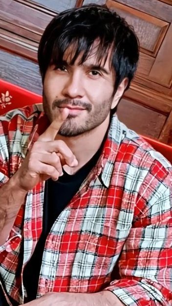 Unstoppable Bnda 👑
#Fk
<a href="/ferozekhaan/">Feroze Khan</a>