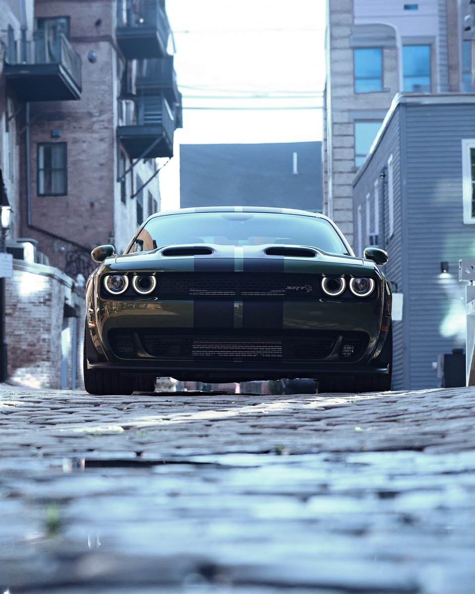 Stone cold.
#DodgeChallenger