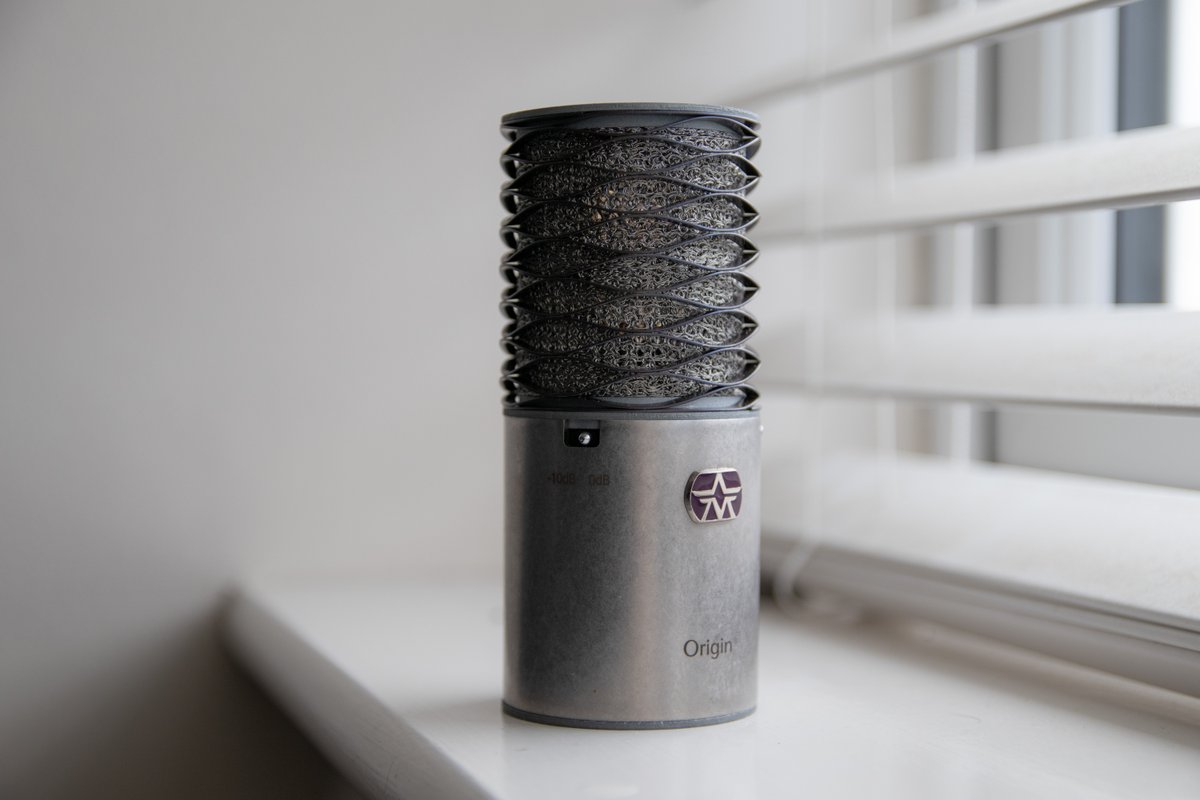 Aston_Mics's tweet photo. The Aston Origin is where beautiful engineering and world-class audio coincide. A staple for any recording studio or home setup ππ #astonmics #astonorigin https://t.co/79KgJ82RRw