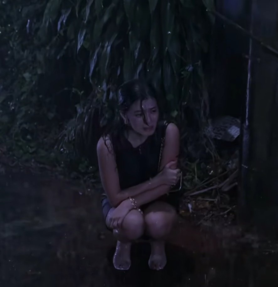 cathoooman's tweet photo. yakap sayo ling 😔

  young                                     present 
caroline                                   caroline

BINGLING DEEPEST WOUNDS
 
#CBMLOnNetflixEp62
#DonBelle | #CantBuyMeLove ㅤ https://t.co/9iY4Pqavn6