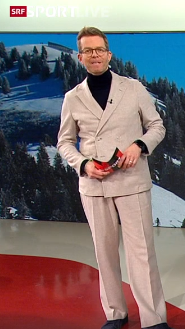 stammthom's tweet photo. Schubert, wo häsch dä Brams loo!

Die Styling-Abteilung zieht wohl gerade Überstunden ein? @srfsport 

Früher ging's doch auch...

#200sindgenug https://t.co/aO3rycE8WR