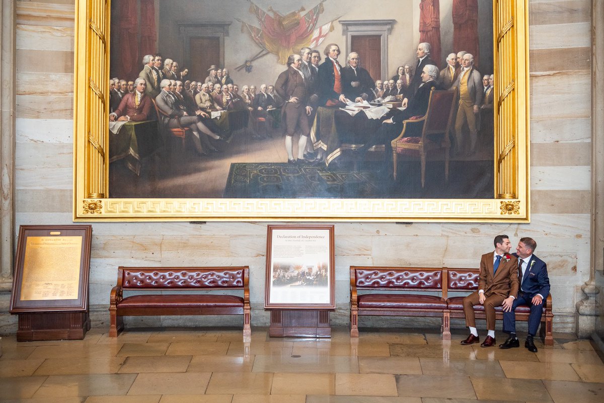 cswir's tweet image. On 1/6 here is a much happier visit to the Capitol #Jan6 #CapitolWedding