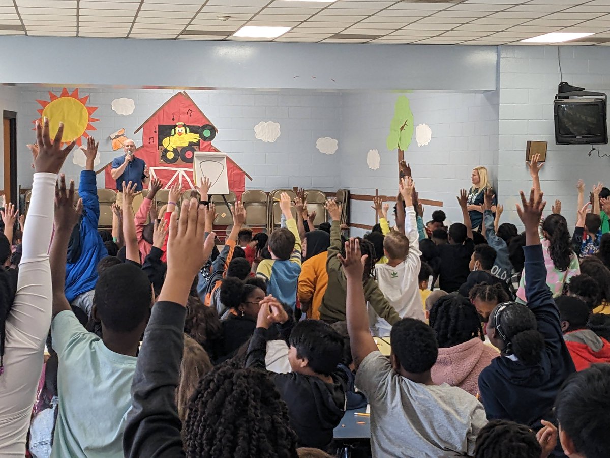 As it's School Board Appreciation Month, we're reminding our school educators/leaders that our Artists in Schools Program is a resource we provide at a reduced or free cost to all <a href="/CumberlandCoSch/">Cumberland County Schools</a>.

Find more info on this program here: tinyurl.com/5n77tps9. #WeAreTheArts 💜